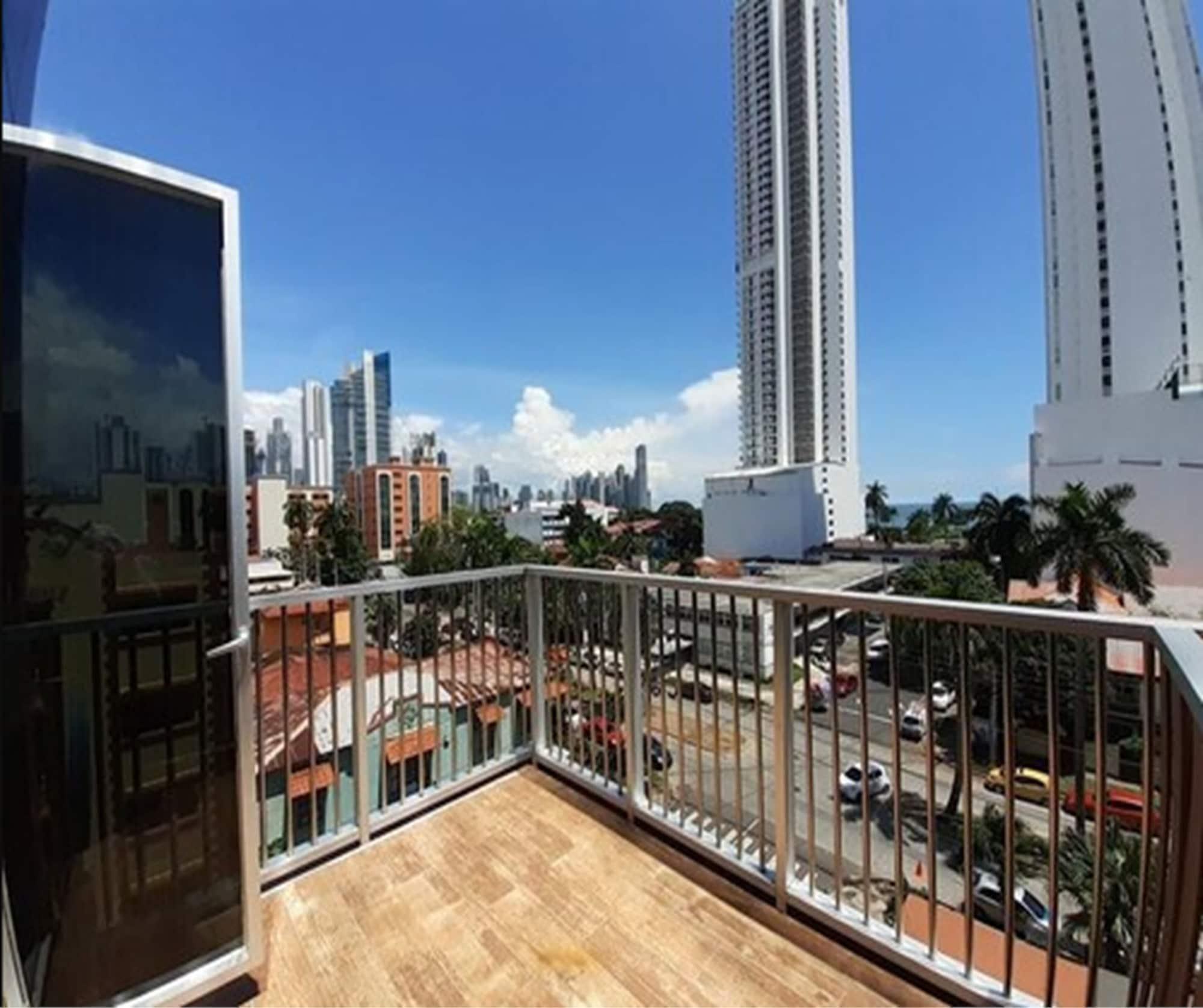 Innfiniti & Panama City