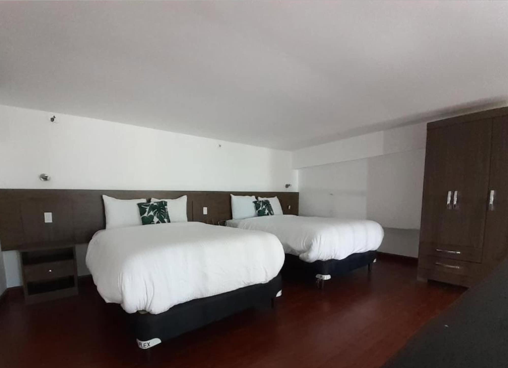 Innfiniti & Hotel 4*