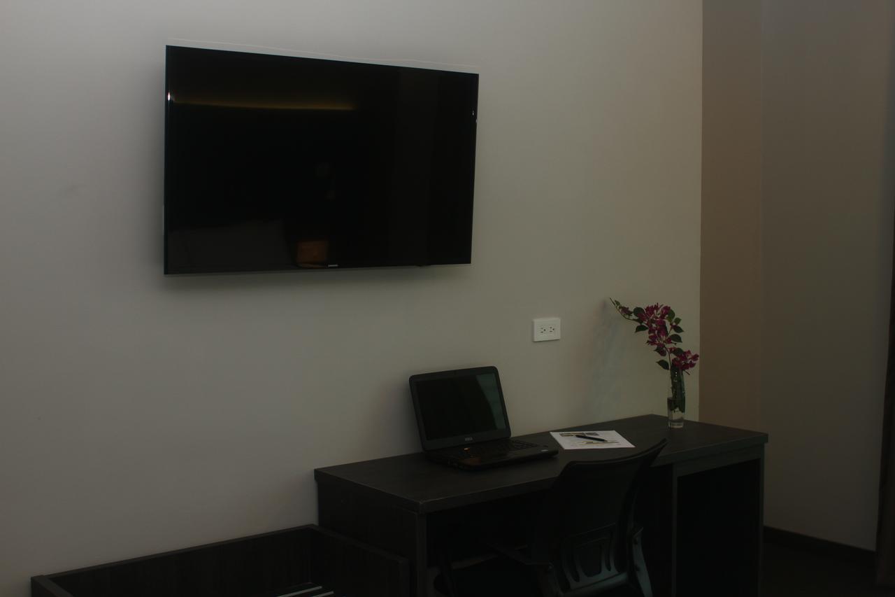 Innfiniti & Hotel Panama City