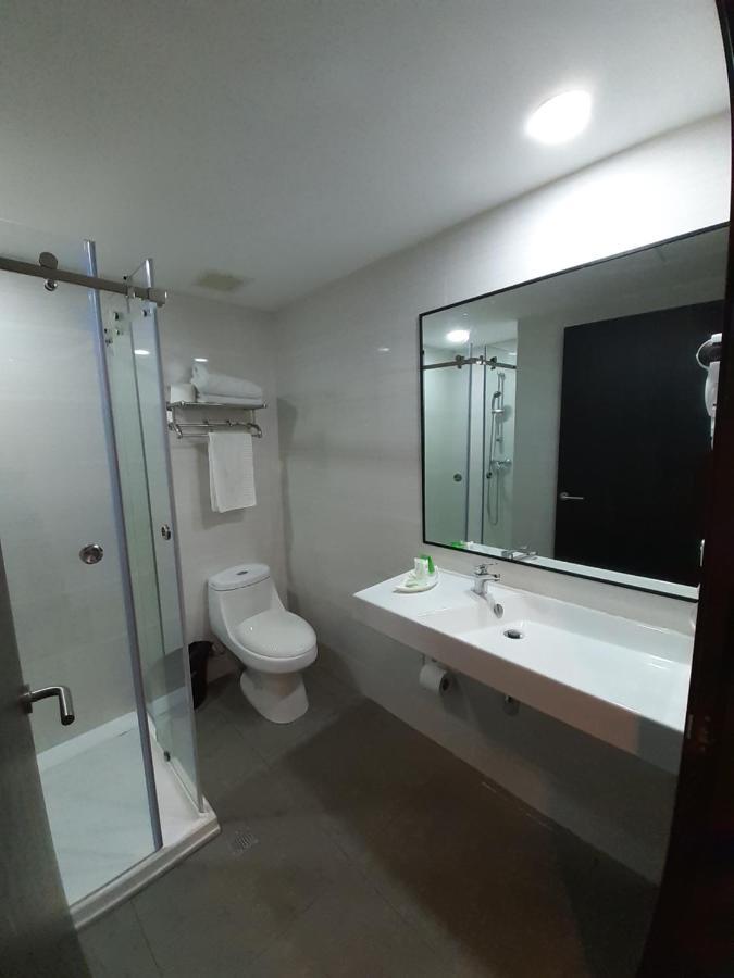Innfiniti & Hotel Panama City